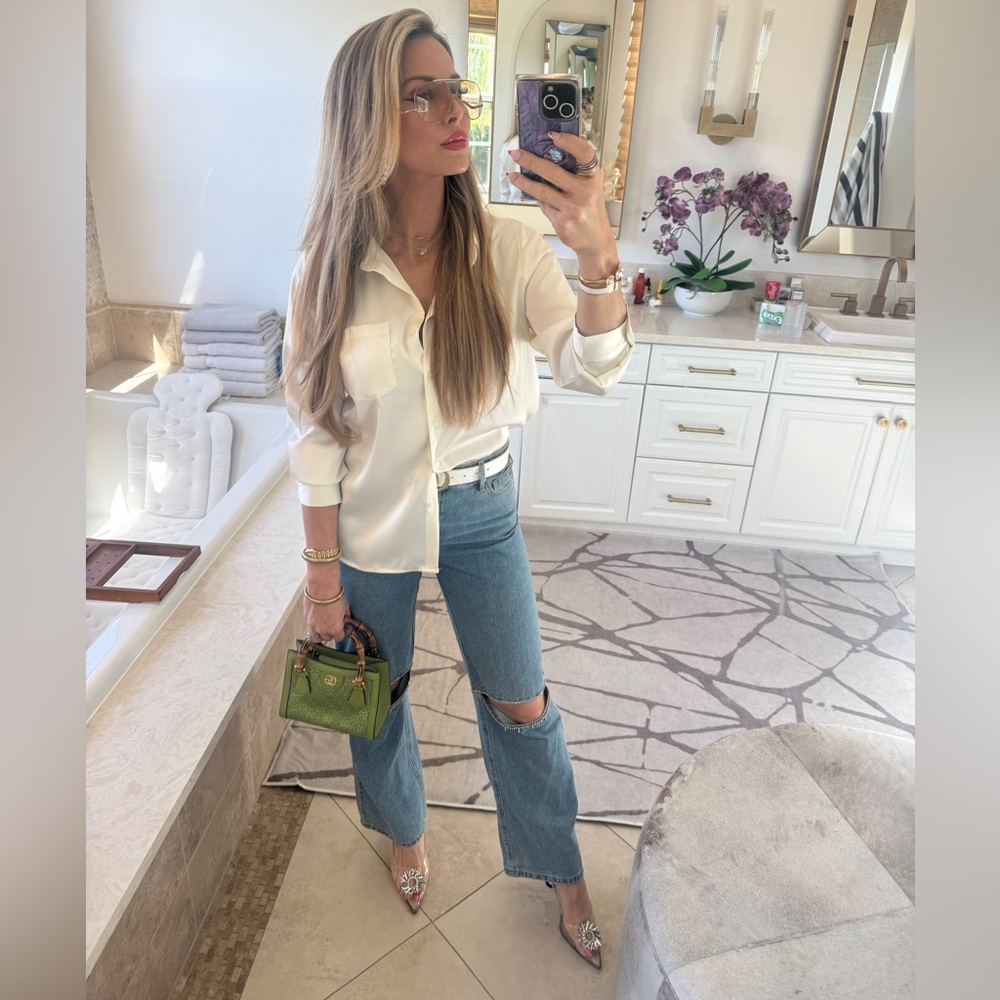 Stylish Blue Women's Jeans with Rhinestone Cutouts